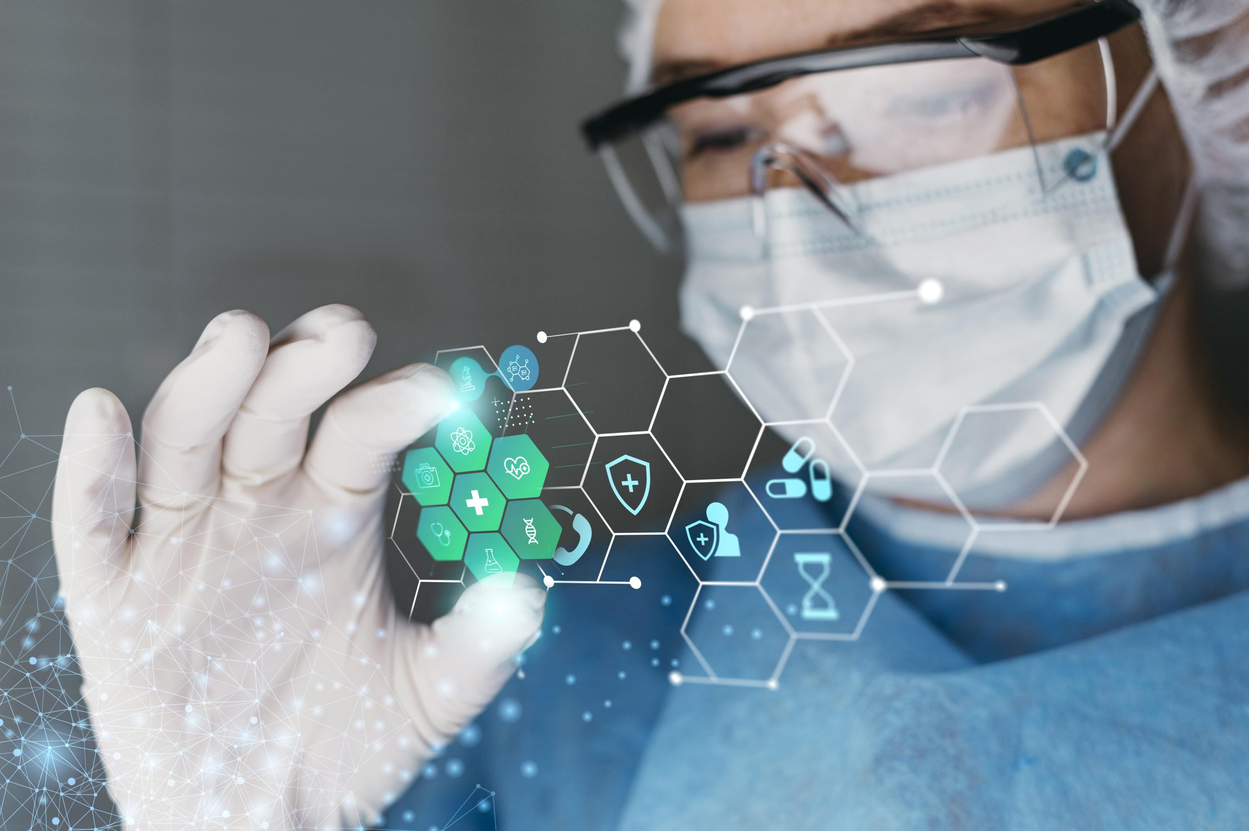 Doctor using glasses - Technology in the pharmaceutical industry