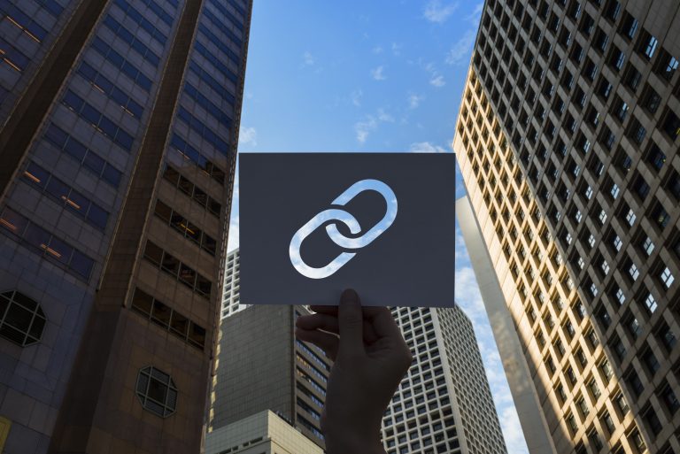 A Revolução do Embedded Finance: Transformando sua Empresas em um Banco